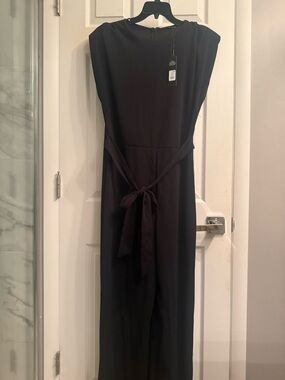 Elegant Black Tie-Waist Women’s Jumpsuit